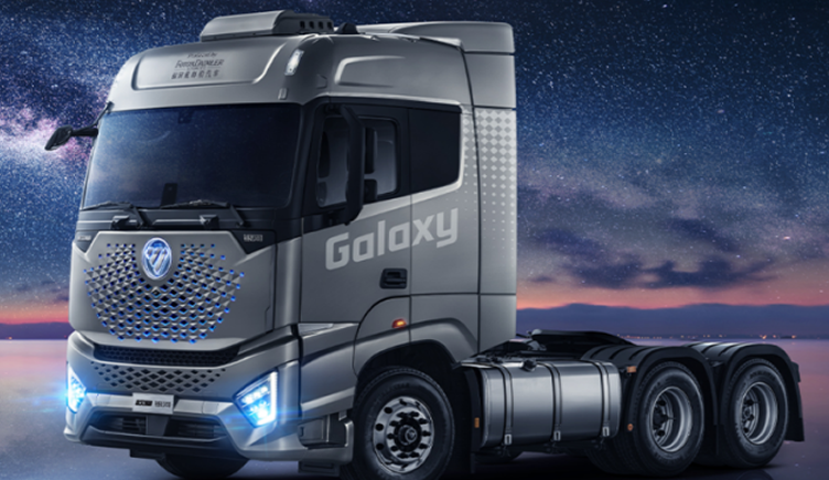 以科技定义重卡未来，欧曼银河摘得卡车界终极大奖“年度卡车”